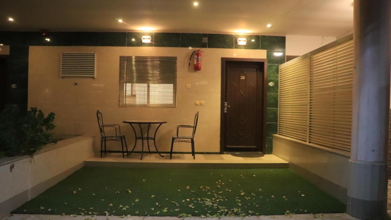 منتجع شاطئ العرب - خليج الرايس Rayyis Exterior foto
