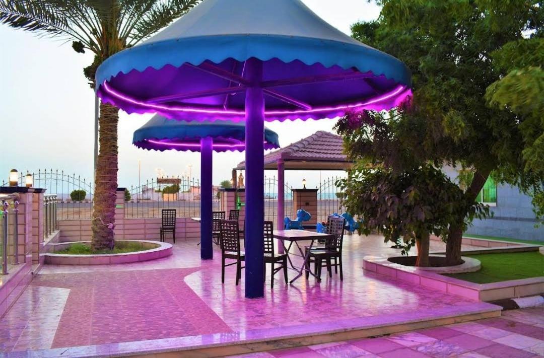 منتجع شاطئ العرب - خليج الرايس Rayyis Exterior foto